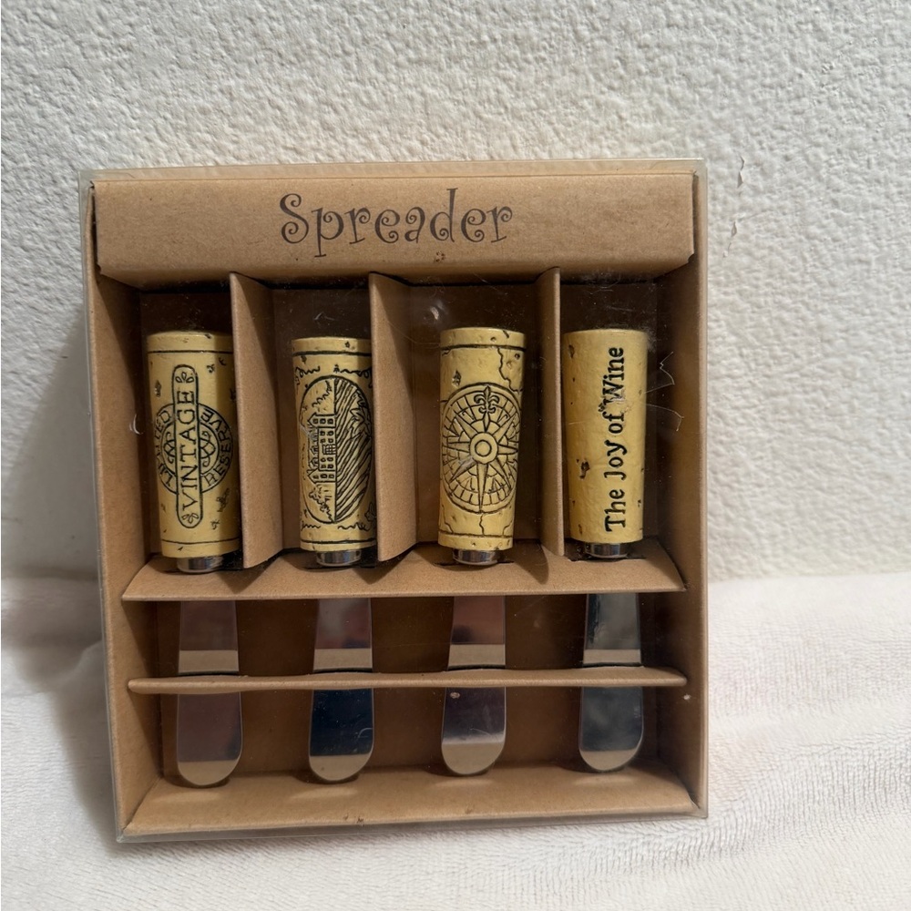Supreme Hand-Painted Cheese Spreaders Set
